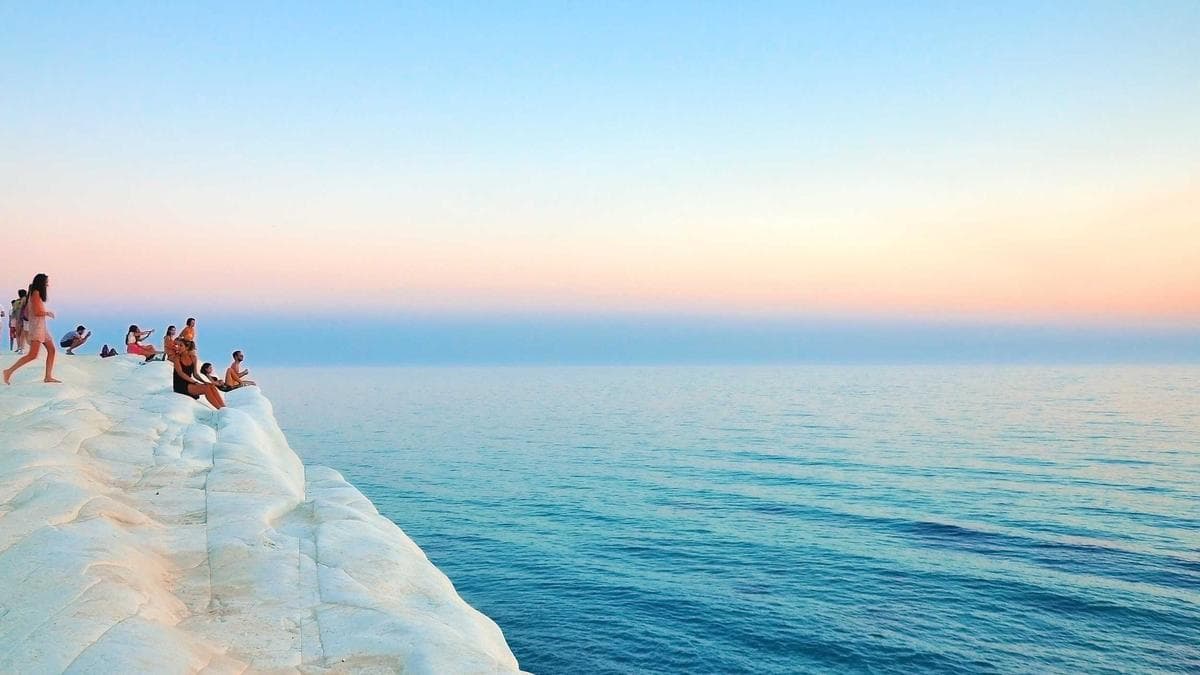 Rebecca Foundation Supports Pediatric Cancer Care with Donations to Sunshine House and Princess Marie Louise Hospital