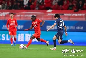 Ghanaian Winger Prince Ampem Finds the Net in Shanghai Port's Dominant 4-0 Victory