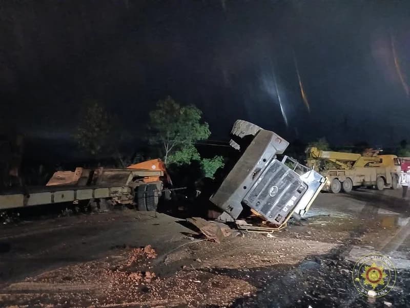 GNFS Responds to Hazardous Diesel Trailer Collision at Kwahu Hwidiem