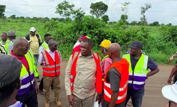 Roads Minister slams Oti regional officials for failing to report contractors who abandon projects