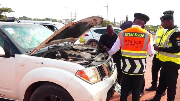 Police crack down on fake sirens, seize illegal devices from 188 vehicles in Kumasi
