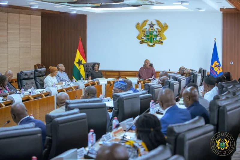 Ghana Cabinet Finalizes 1992 Constitutional Review Position Paper as Advocacy Groups Demand Local Governance Reforms
