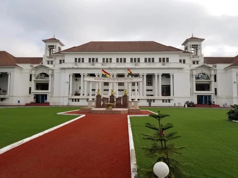 Supreme Court Halts GN Savings and Loans License Restoration Pending Final Appeal
