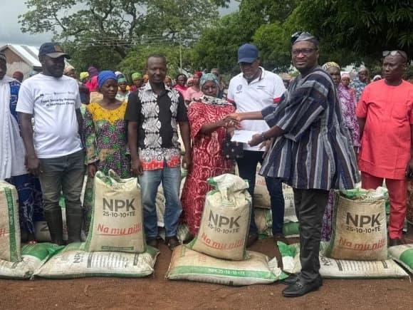 Salaga North MP supports women farmers with cash, fertiliser