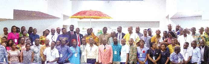 Some dignitaries and participants during the 5th annual general meeting of the Society of Medical Laboratory Managers, Ghana. Picture : ESTHER ADJORKOR ADJEI