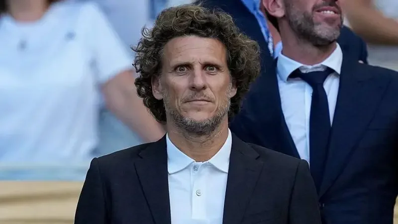Diego Forlan Appointed Interim Head Coach of Uruguay Following Marcelo Bielsa’s Departure