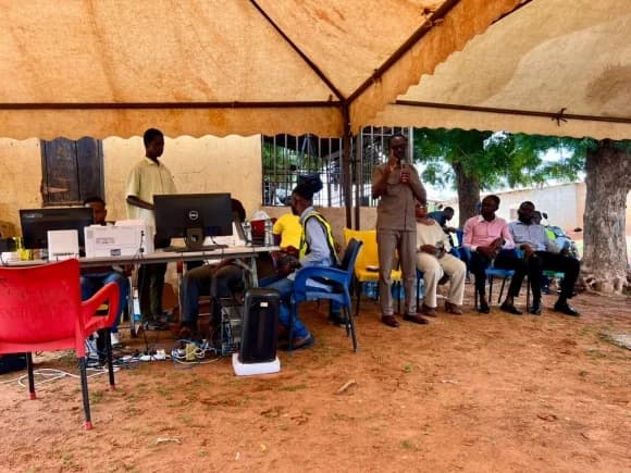 Godswill Amihere, Area Billing and Revenue Officer of NEDCo interacting with residents during the exercise