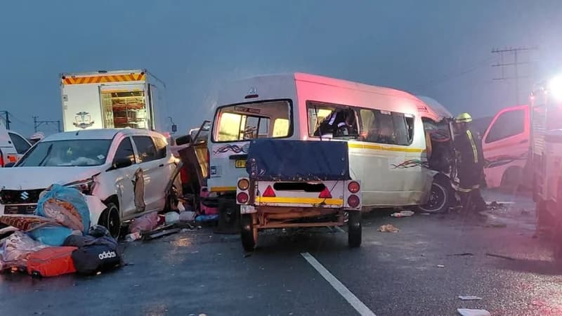 Fatal N1 Highway Collision in South Africa’s Western Cape Claims at least 21 Lives