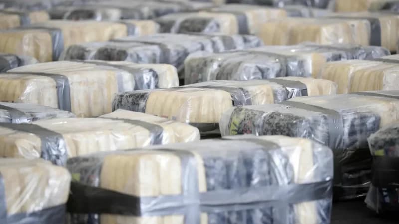 President Mahama Sets Two-Week Deadline for Port Security Roadmap After Massive €225 Million Cocaine Seizure