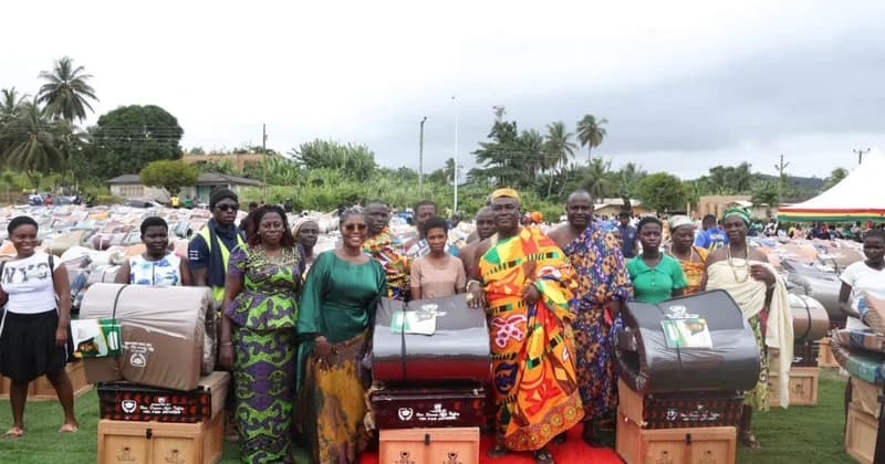 Dorcas Afo-Toffey Supports 1,000 Jomoro SHS Freshers with Essential School Materials