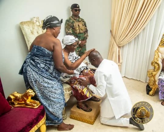 Bawumia calls on Asantehemaa Nana Yaa Akyaa II