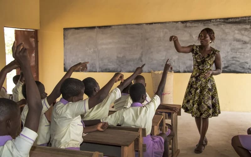 GNAT Warns of Retirement Risk for 80,000 Teachers Amid Promotion and Payment Delays