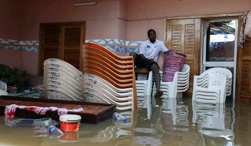 Senegal Postpones School Year as Deadly Floods Displace Communities and Submerge Dakar