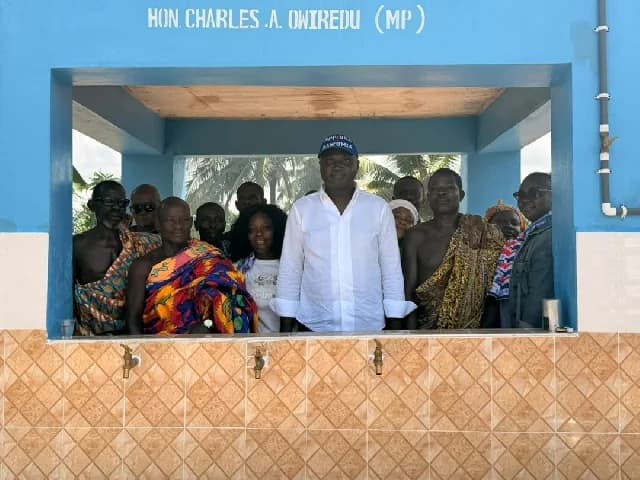 Charles Asuako Owiredu commissions mechanized borehole in Dodowraso